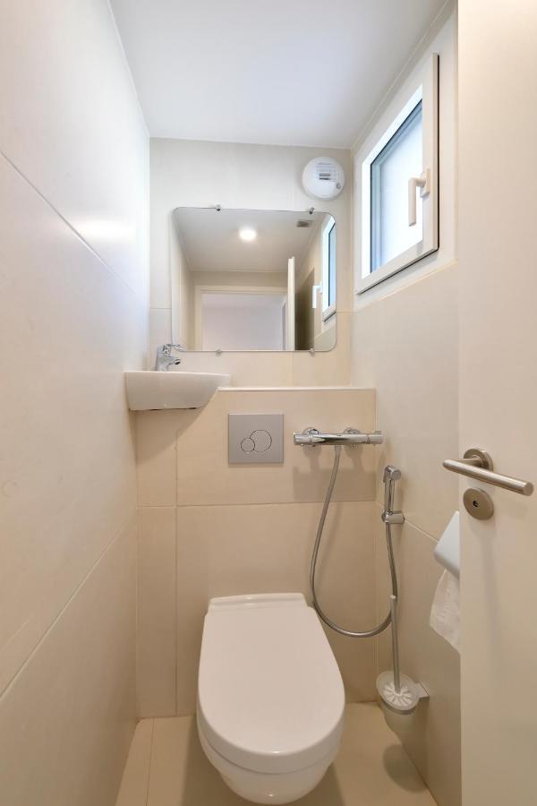 Le Nautilia Residence De Luxe "Reservee Aux Couples" Agde Exterior photo