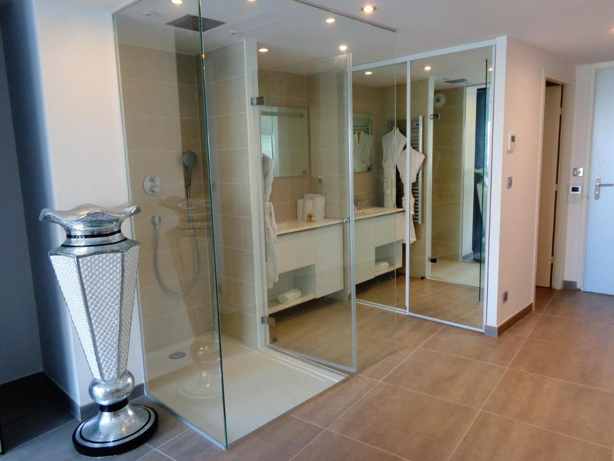 Le Nautilia Residence De Luxe "Reservee Aux Couples" Agde Exterior photo
