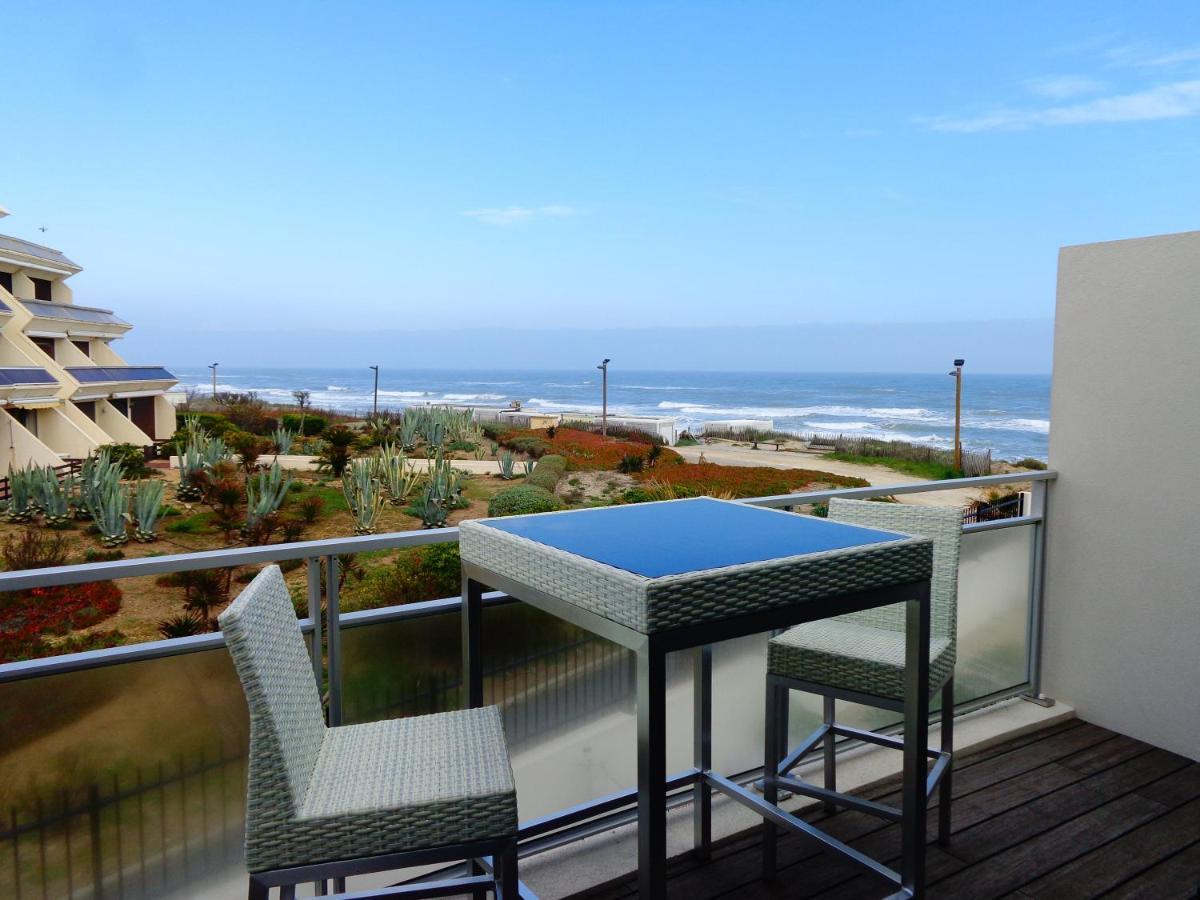 Le Nautilia Residence De Luxe "Reservee Aux Couples" Agde Exterior photo
